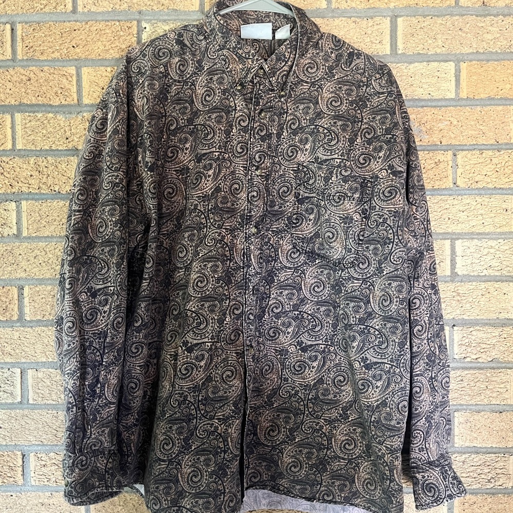 Knightsbridge long sleeve paisley button size large